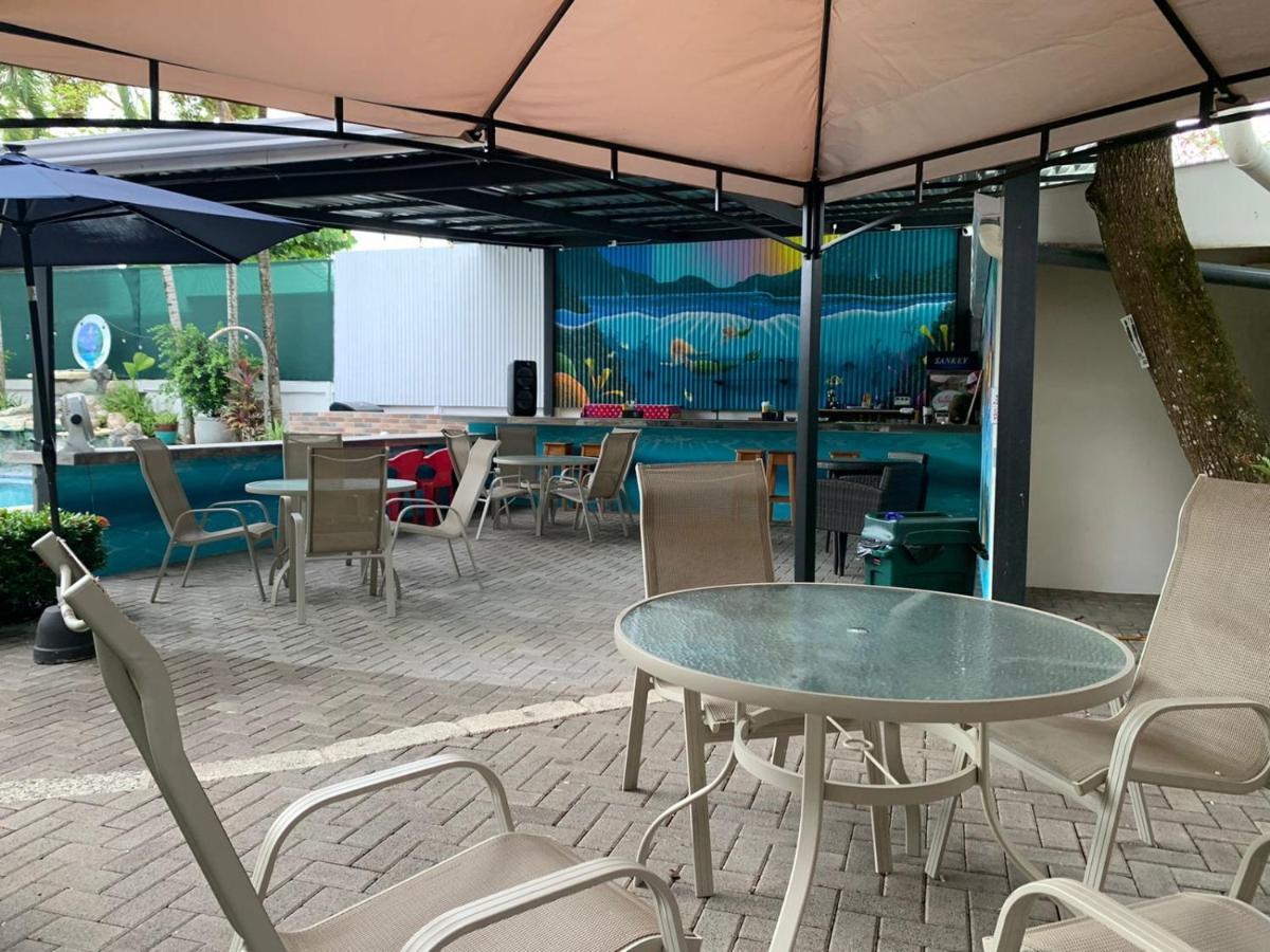 Hotel La Sirena Playa Jacó Extérieur photo