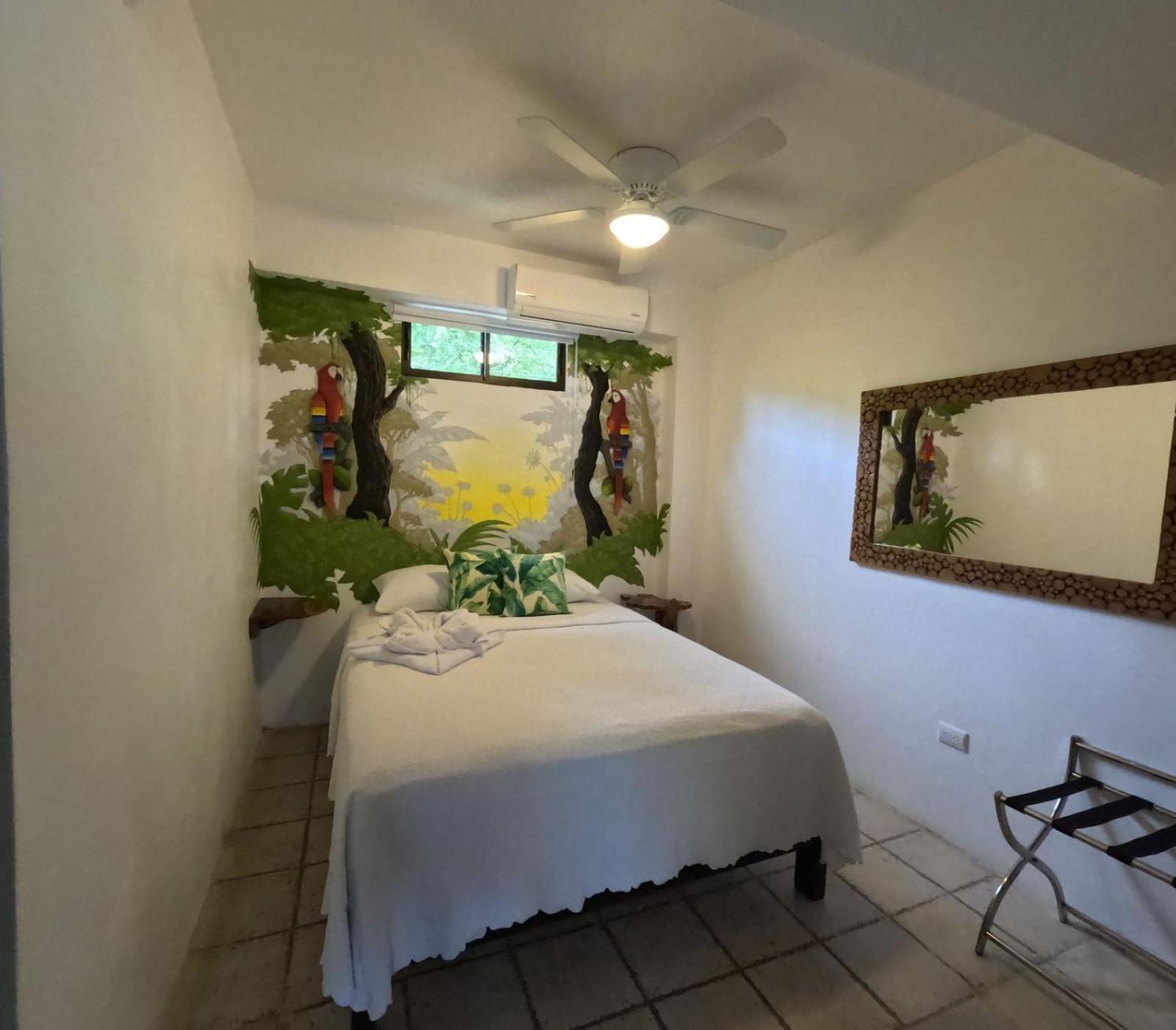 Hotel La Sirena Playa Jacó Extérieur photo